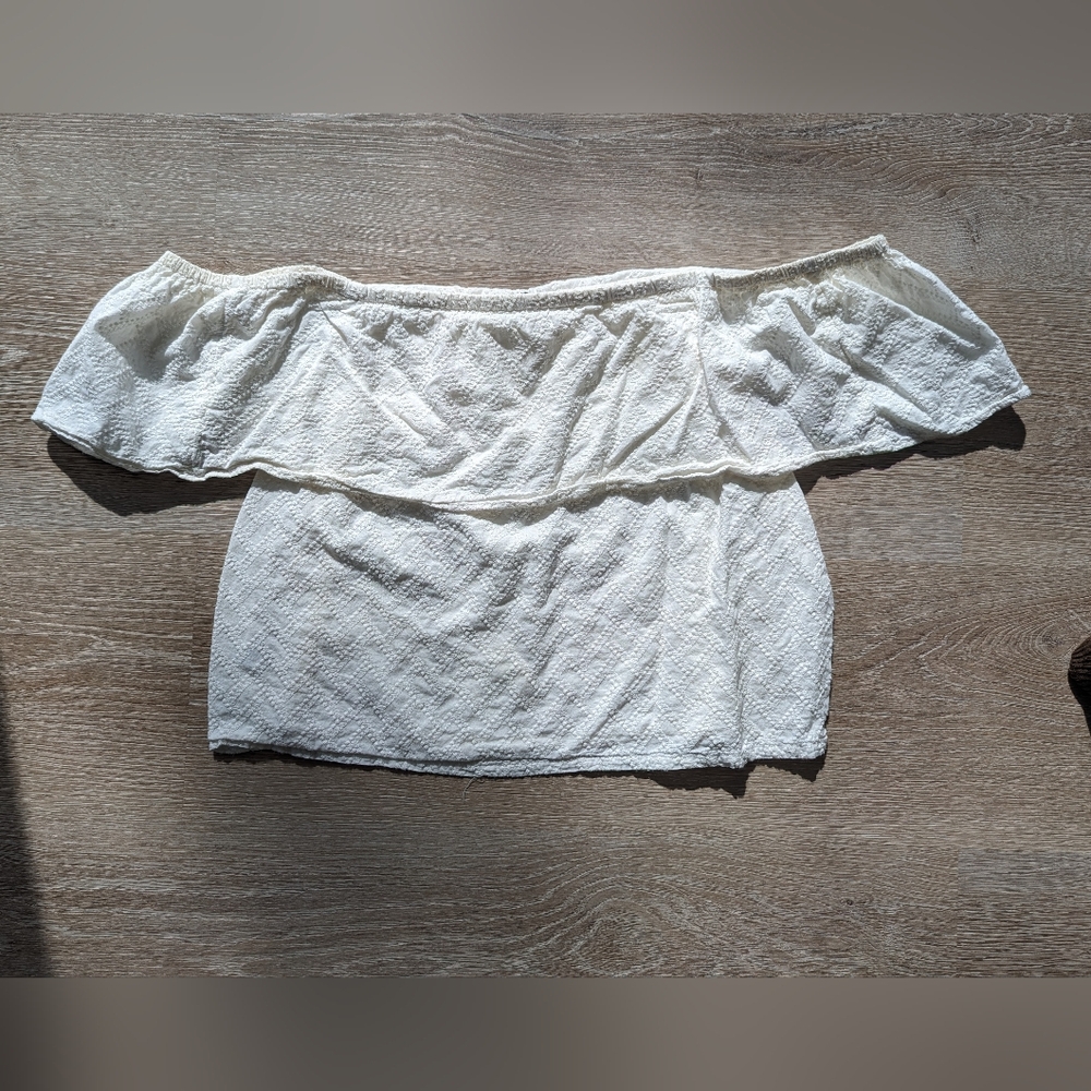 BILLABONG Off the shoulder embroidery cropped top